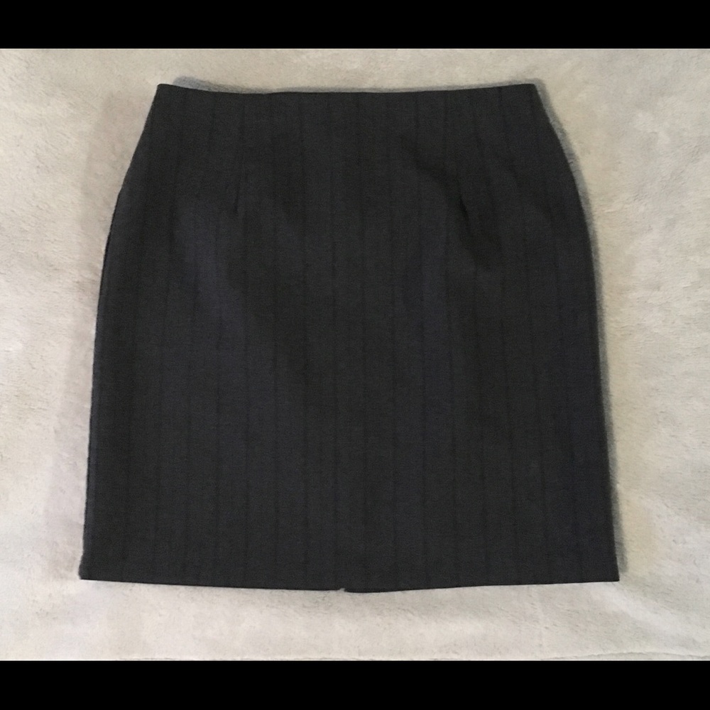 Gray Pencil Skirt with thin Dark Gray Lines